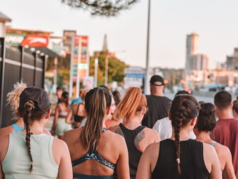 Walking (stock photo, Pexels License)