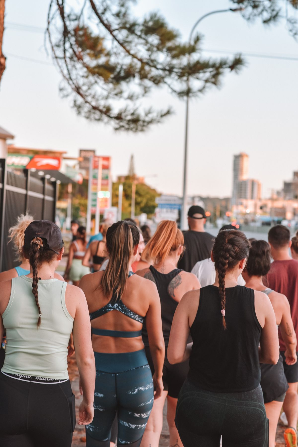 Walking (stock photo, Pexels License)